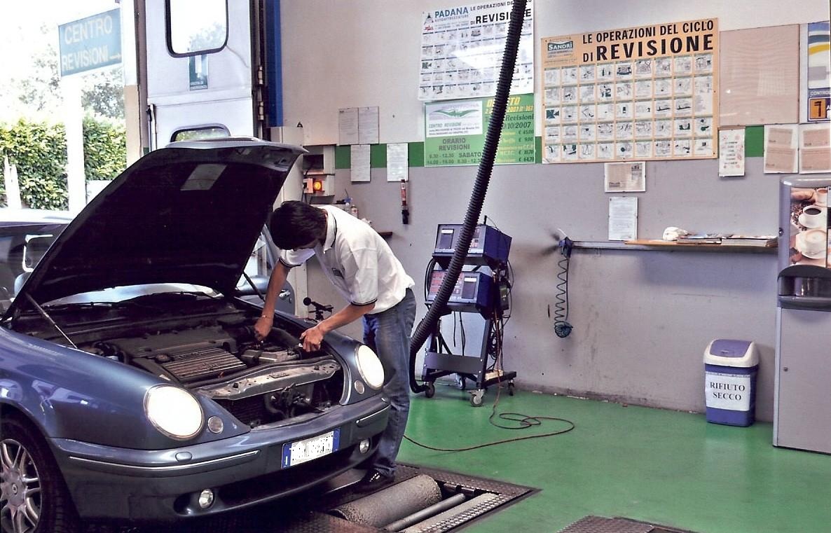 Revisione auto più semplice e più veloce